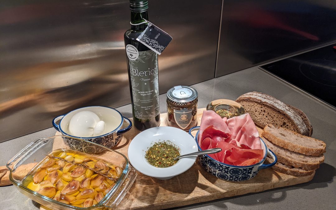 ‘Crostini’  (panecillos) a la italiana con aceite español